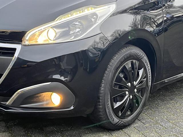 Peugeot 208 1.2 PureTech Blue Lion | NAV. | TREKHAAK | PDC | APPLE CARPLAY/ANDROID AUTO |