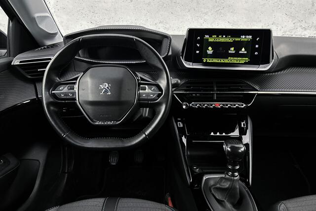 Peugeot 208 1.2 PureTech Allure Pack | Trekhaak | Half leder | LED | Camera