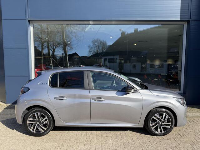 Peugeot 208 1.2 Style | Navigatie | Camera | LED Koplampen | Touch Screen | Extra Getinte zijruiten achter | 16' Inch LM Velgen | Apple Carplay | Cruise Control | Airco.