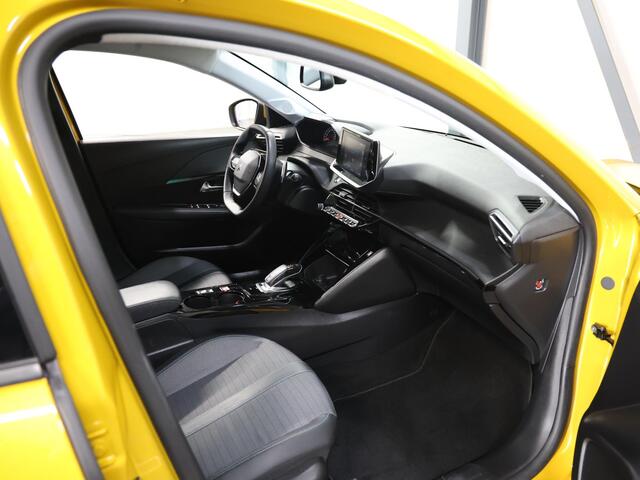 Peugeot 208 1.2 100PK Allure | 1ste eigenaar | AppleCarplay/AndroidAuto | Parkeersensoren | FULL LED | Navigatie | Lederen Stuurwiel | Climate Control | Cruise Control | 16" LMV | Isofix | Privacy Glass |