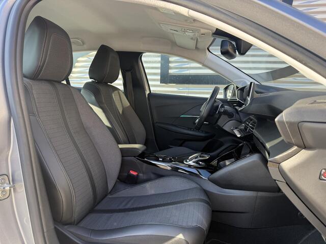 Peugeot 208 1.2 PureTech Allure 2e Eigenaar|Adap-cruise|Clima|Camera|Trekhaak|Carplay|PDC V+A|N.A.P|APK tot 07-2026