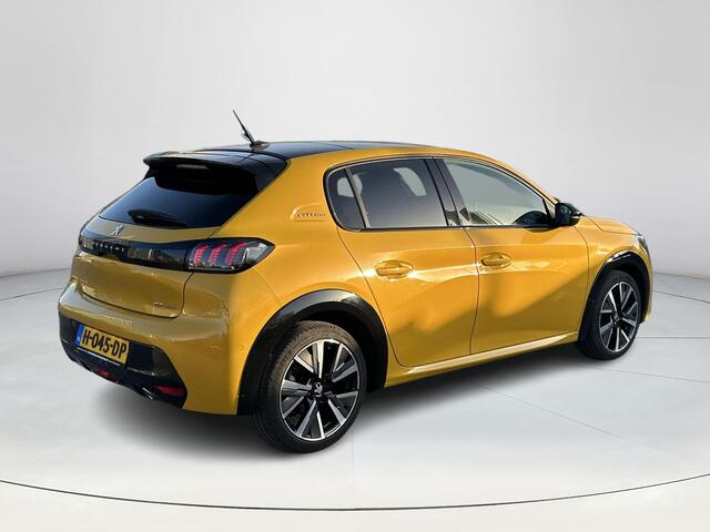 Peugeot 208 1.2 PureTech GT-Line | Climate control| Panoramadak| Navigatie| Apple Carplay| Led koplampen| Cruise control Adaptief|