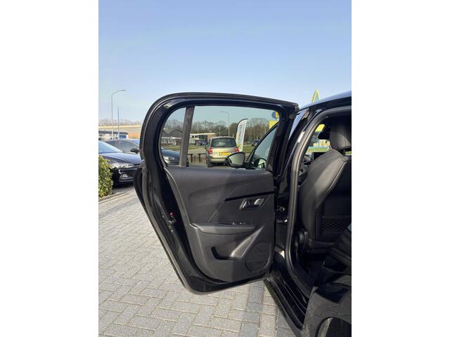 Peugeot 208 1.2 Hybrid 145 e-DCS6 GT