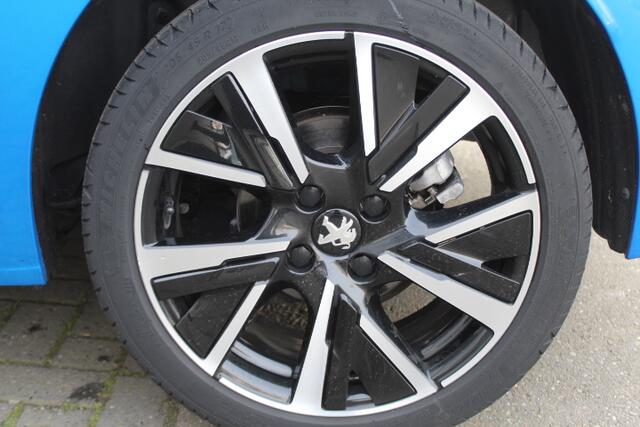 Peugeot 208 1.2T 101 PK Allure Pano-dak Half-Leder Climate Carplay 17'LMV