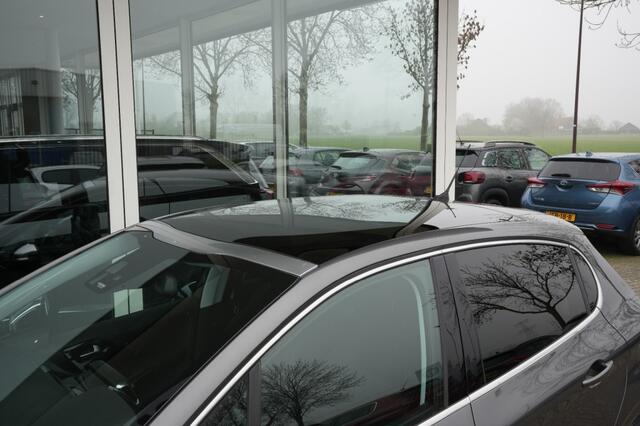 Peugeot 208 1.2 PURETECH, PANO, AUTOMAAT. CAMERA,ALL IN PRIJS