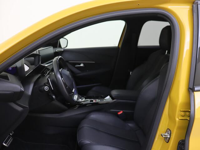 Peugeot 208 1.2 PureTech GT | Camera | Navigatie | Carplay | 17 INCH |