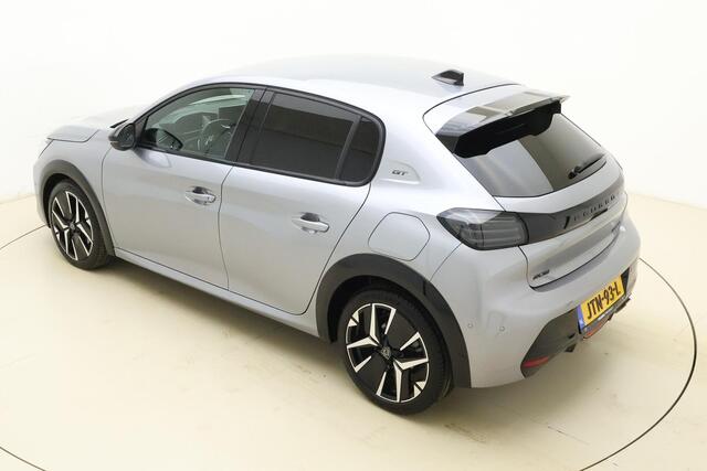 Peugeot 208 1.2 Hybrid 145 e-DCS6 GT | 18 Inch | Automaat | Achteruitrijcamera | Apple carplay | Voorstoelen verwarmd |