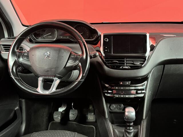 Peugeot 208 1.2 PureTech Allure | Navigatie | Climate Control | PDC | APK 29-04-2027 |