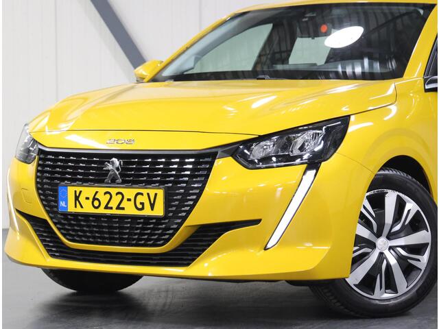 Peugeot 208 1.2 75PK Active | 1ste eigenaar | AppleCarplay/AndroidAuto | Airco | Navigatie | Lederen Stuurwiel | DAB Radio | Cruise Control | Isofix | Bluetooth | Parkeersensoren |