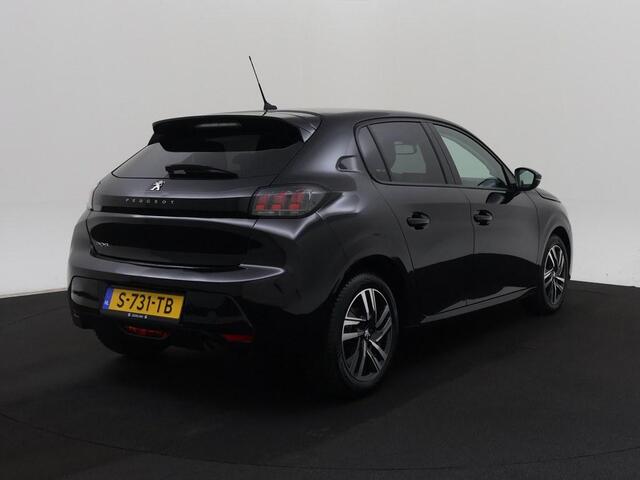 Peugeot 208 1.2 PureTech Allure Navigatie via App, Lage km-Stand!