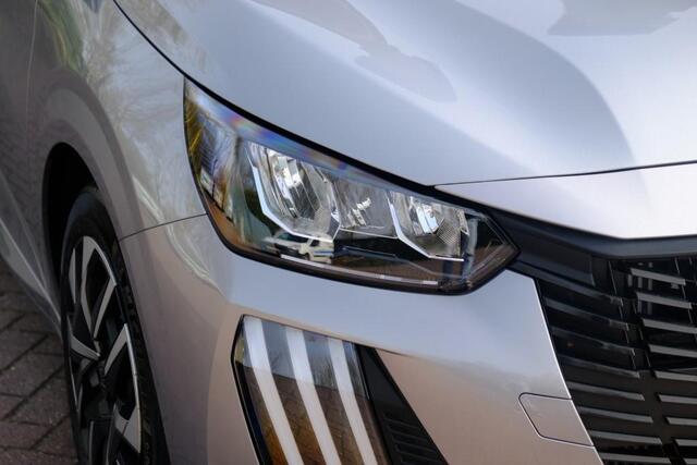 Peugeot 208 1.2 PureTech 100pk Style | App Connect | Climate | Cruise | DAB | PDC