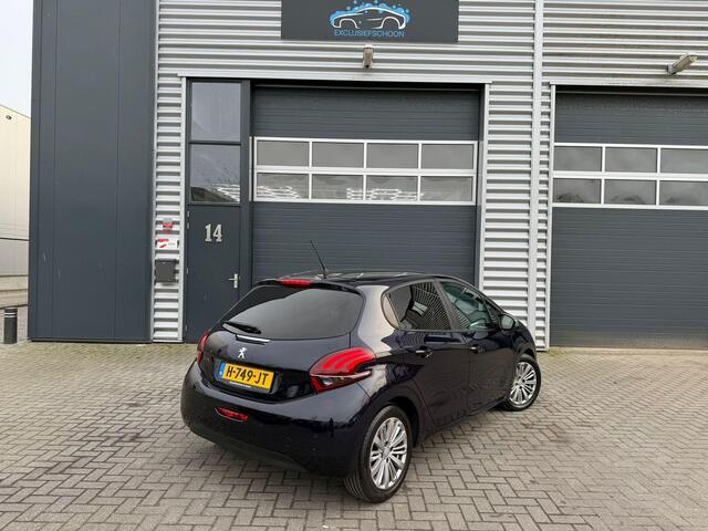 Peugeot 208 1.2 PureTech Blue Lease Allure GOED-ONDERHOUDEN/NAVI/WINTERSET
