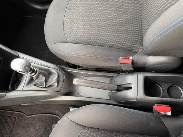 Peugeot 208 1.2 PureTech Blue Lease Allure GOED-ONDERHOUDEN/NAVI/WINTERSET