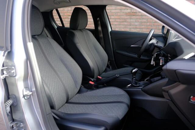 Peugeot 208 1.2 PureTech 100pk Style | App Connect | Climate | Cruise | DAB | PDC