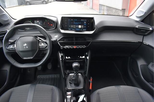 Peugeot 208 1.2 PureTech Allure 101PK. Afn. Trekhaak, Cruise, Carplay, Camera, PDC, Carplay, NAP