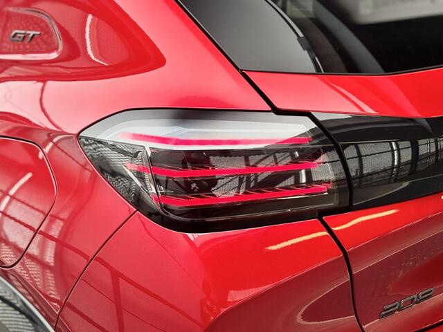 Peugeot 208 GT 1.2 Turbo 100pk | ADAPTIVE CRUISE | NAVI | 360° CAMERA | DODEHOEKBEW. | KEYLESS ENTRY | CLIMA | APPLE CARPLAY / ANDROID AUTO