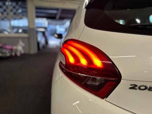 Peugeot 208 1.2 PureT. NAP*NL*2018*5deurs*NAVI