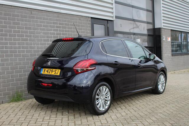 Peugeot 208 1.2 PureTech Allure / Camera / Navigatie / Automaat