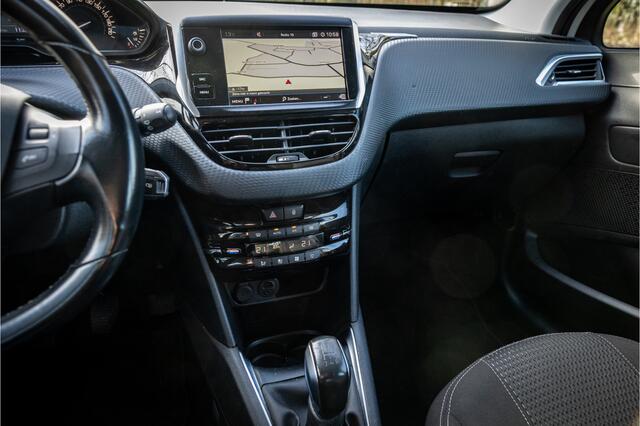 Peugeot 208 1.2 PureTech Allure Parelmoer Camera Navi 16"