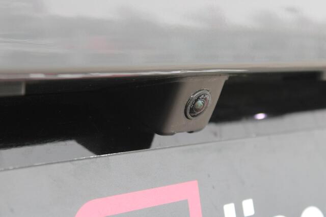 Peugeot 208 1.2 100PK ALLURE | CAMERA VOOR + ACHTER | PARKEERSENSOREN VOOR + ACHTER | DRAADLOZE APPLE CARPLAY/ANDROID AUTO | NAVIGATIE | DODEHOEK DETECTIE | CRUISE CONTROL | DAB+ RADIO | CLIMATE CONTROL | LED KOPLAMPEN |