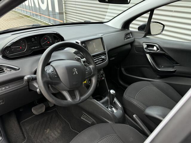 Peugeot 208 1.2 PureTech Active Automaat met maar 40.657km!!! PDC Achter | Navigatie | Cruise | Bluetooth | Apple Carplay | Airco | RIJKLAARPRIJS INCL 12 MAANDEN GARANTIE EN BEURT