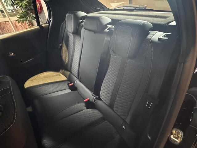 Peugeot 208 Hybrid 145pk e-DCS6 Allure Navigatie LMV Black Edtion Cruise Control Apple Care play