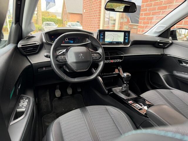 Peugeot 208 1.2 PT BL Allure TREKHAAK / VIRTUAL DASH / GROOT.NAVI / CAMERA /