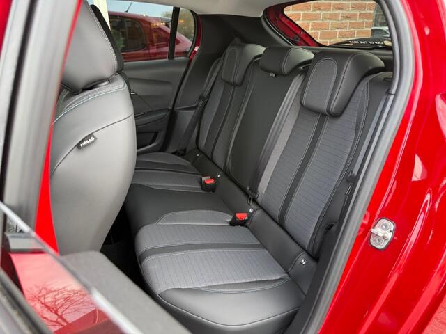 Peugeot 208 1.2 PT BL Allure FULL.LED / VIRTUAL.COCKPIT / CAMERA / GROOT.NAV