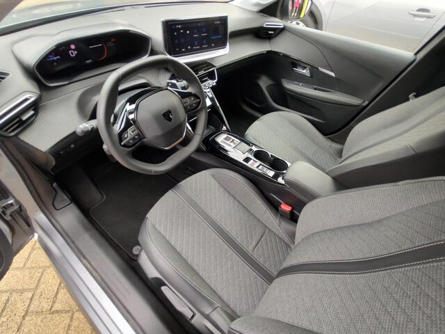 Peugeot 208 1.2 Hybrid 110 e-DCS6 Allure Automaat Carplay-Navigatie Led