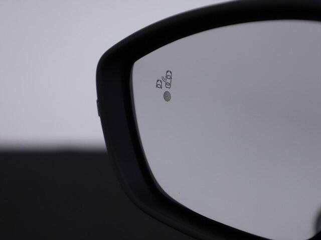 Peugeot 208 1.2 Hybrid 145pk Automaat GT Nav/Camera360/3d/Led/ H.Leder/Blindspot/Keyless/Ad.Cruise/CarPlay