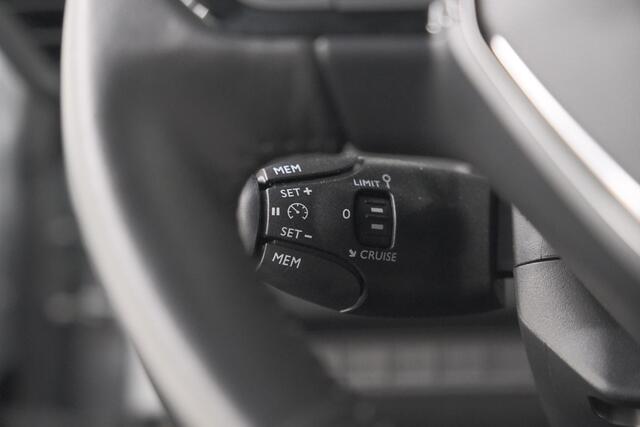 Peugeot 208 Hybrid 110 e-DCS6 Style | Parkeersensoren | Apple Carplay | Cruise Control | Airco