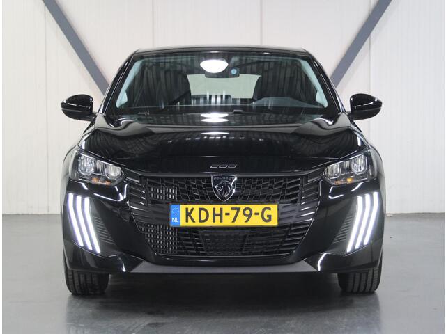 Peugeot 208 1.2 100PK Style | 1ste eigenaar | AppleCarplay/AndroidAuto | Airco | Navigatie | Lederen Stuurwiel | DAB Radio | Cruise Control | LED | Isofix | Bluetooth | Parkeersensoren |