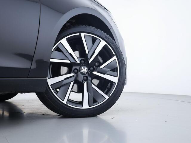 Peugeot 208 1.2 PureTech GT | Clima | Cruise | Apple Carplay/Navi | PDC + 360 Camera |