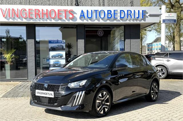 Peugeot 208 100 Pk Benzine * Sportieve Allure * Navigatie & Spotify draadloos via Apple Carply / Android Auto op groot Touch Screen scherm * L.M. Velgen * Parkeersensoren * Climate & Cruise Control * Vingerhoets; Vierde Generatie Eersteklas Service. Al meer dan 100 j