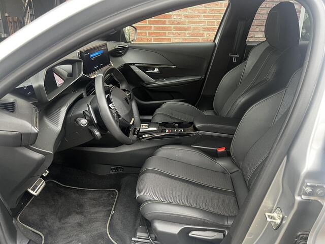 Peugeot 208 GT 1.2 Hybrid 145pk e-DCS6 | NAVI | ADAPTIVE CRUISE | 360° CAMERA | KEYLESS ENTRY | DODEHOEKBEW. |