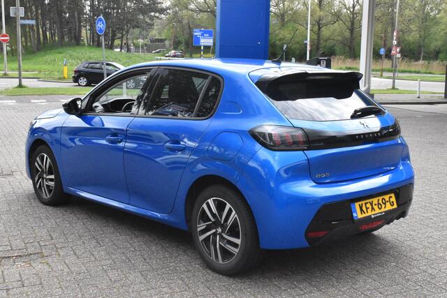 Peugeot 208 1.2 PureTech Allure Pack Automaat | Carplay Navigatie | Parkeercamera | Half-Leder | 12 mnd BOVAG garantie | Whatsapp 06-53188999
