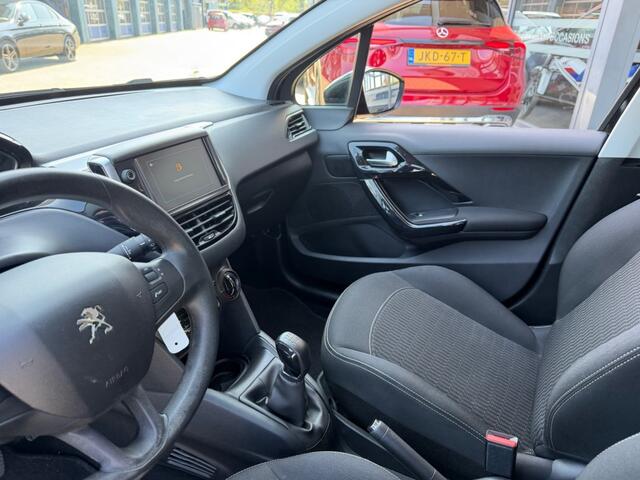Peugeot 208 1.2 PURETECH ACTIVE NAVI AIRCO