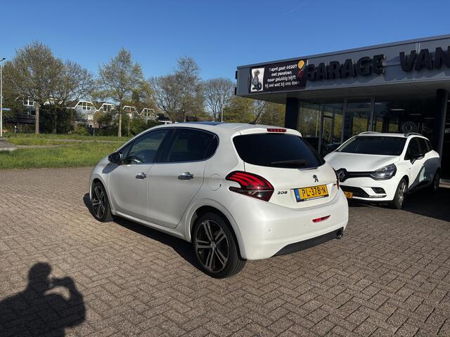 Peugeot 208 1.2 PureTech GT-line Panodak Nap