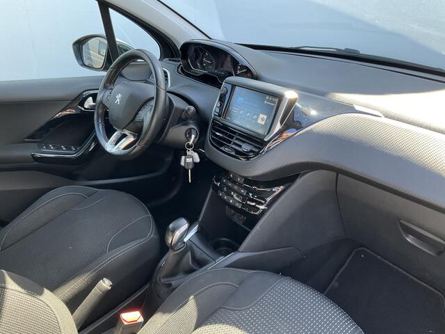 Peugeot 208 1.2 PureTech Blue Lease Allure Nav/Cruise Carplay Clima Orig.NL Voll.Onderhouden!