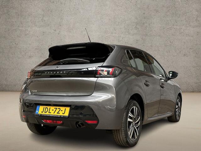 Peugeot 208 1.2 PureTech Allure Sport Automaat (VIRTUAL COCKPIT, APPLE CARPLAY, GROOT NAVI, 360 CAMERA, SPORTSTOELEN, LEDER, ADAPTIVE CRUISE, KEYLESS, NIEUWSTAAT)
