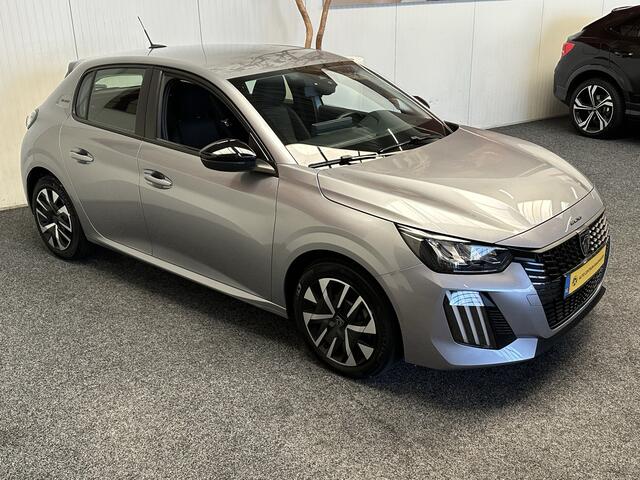 Peugeot 208 1.2 STYLE 100PK MODEL 2025 NAVIGATIE CRUISE CONTROL APPLE CARPLAY/ANDROID AIRCO BLUETOOTH TELEFOON RIJSTROOKSENSOREN PDC ZEER MOOI !!