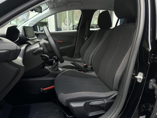 Peugeot 208 1.2 PureTech Active | Navigatie | DAB | LED | Apple Carplay/Android Auto | Dealer Onderhouden | Airco | Parkeersensoren | Cruise Control |