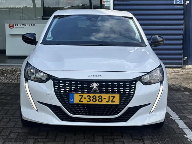 Peugeot 208 1.2 PureTech Allure Pack | Stoelverwarming | Keyless Entry/Start | Parkeercamera/-sensoren | DAB | Apple CarPlay/Android Auto | Climate Control | Cruise Control | Dealer Onderhouden |