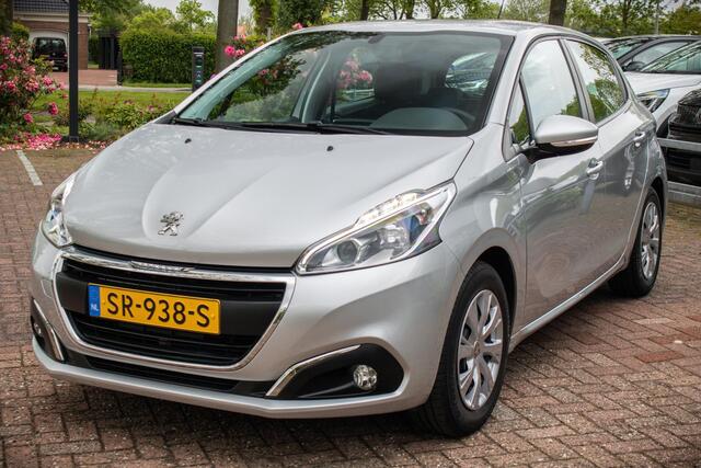 Peugeot 208 1.2 PureTech Blue Lion | Handgeschakeld | Navigatie