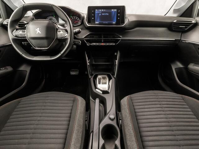 Peugeot 208 1.2 PureTech Sport Automaat (APPLE CARPLAY, PARKEERSENSOREN, GETINT GLAS, SPORTSTOELEN, CRUISE, LANE ASSIST, NIEUWSTAAT)