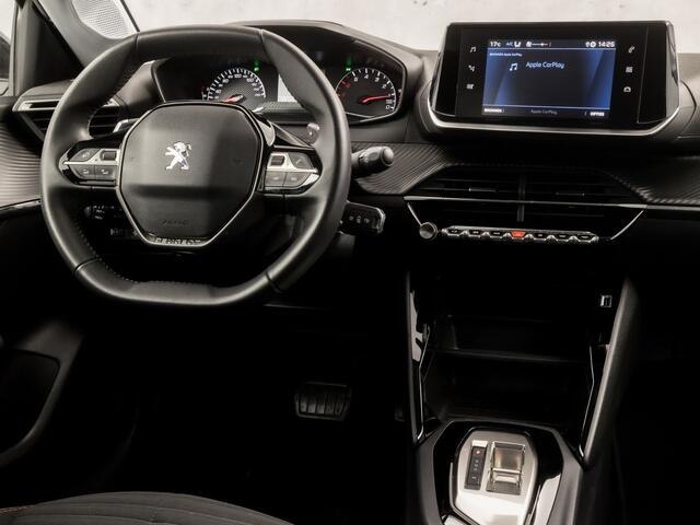 Peugeot 208 1.2 PureTech Sport Automaat (APPLE CARPLAY, PARKEERSENSOREN, GETINT GLAS, SPORTSTOELEN, CRUISE, LANE ASSIST, NIEUWSTAAT)