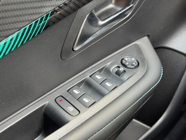 Peugeot 208 1.2 PT 100 Allure - adaptive cruise - camera - stoelverwarming