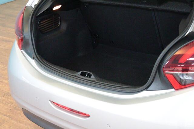 Peugeot 208 1.2 PureTech Blue Lease Premium | APPCONNECT | CLIMA | CAMERA + PDC | CRUISE | LMV |