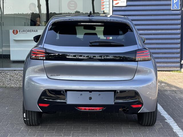 Peugeot 208 1.2 Turbo 100 Business | Navigatie | Parkeercamera/-sensoren | Apple Carpay/Android Auto | Full LED | Cruise Control | DAB | Airco | Getint glas |