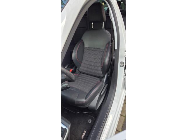 Peugeot 208 1.2 PureTech GT-Line